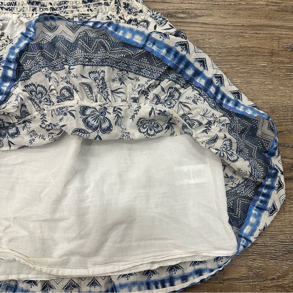 BeachLunchLounge M Floral Blue and White Mini Skirt - Picture 3 of 4